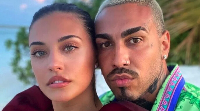 VIDEO „Unde s-a ajuns?!”/Scandal după ce fiii cântăreților Alex Velea și Antonia au lansat o piesă controversată