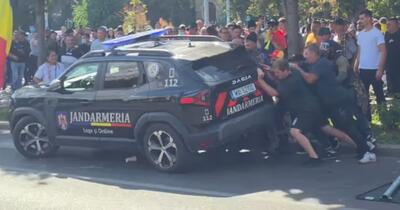 De ce a rezistat Dusterul Jandarmeriei la protest: secretul tehnic al mașinii