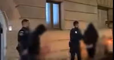 Bătaie în plină stradă în Sectorul 5: Trei bărbați, arestați după ce au pus la pământ un bărbat de 52 de ani