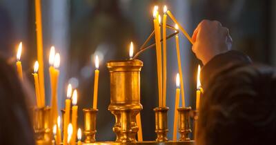 De ce în Săptămâna Luminată nu se îngenunchează. Ce semnificație are acest gest și de ce este interzis