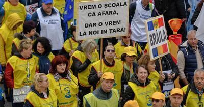 Sindicatele din Educație se pregătesc de un mega-protest. 20.000 de profesori sunt așteptați la București pe 17 iunie