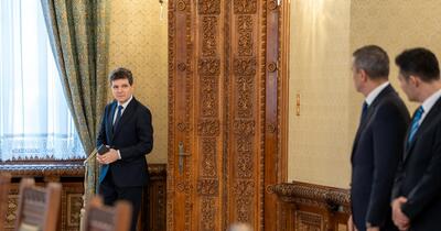 Nicușor Dan, sub presiune pentru nominalizarea lui Sorin Grindeanu: mizele crizei politice
