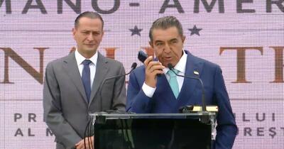 VIDEO Trimisul lui Trump în România l-a sunat pe Nicușor Dan de față cu presa și l-a pus pe difuzor