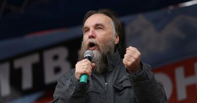 Ideologul Alexander Dughin cere rușilor să accepte supravegherea totală a statului. Libertatea, considerată o „utopie trădătoare”
