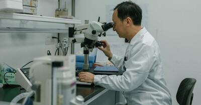 Moarte tragică după terapie genetică experimentală de 800.000$: anchetă în China