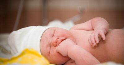 România înregistrează cea mai mare scădere a fertilității din Uniunea Europeană