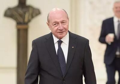 Băsescu trage un semnal de alarmă: România riscă falimentul, pe fondul unei crize politice tratate „naiv”