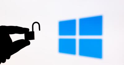 Microsoft recunoaște că modelele AI nu sunt sigure, dar vinde imediat soluția