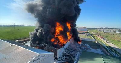 Imagini cu compania britanică din Irak lovită de drone iraniene. Atac masiv în Golf: Banca Națională a Kuweitului se închide, petrolier din Qatar atins de o rachetă