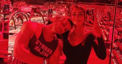 Mădălina Ghenea l-a uitat pe Grigor Dimitrov. Un tinerel s-a lipit de frumoasa din Slatina