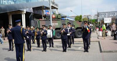 După 22 de ani de NATO, Armata României este dominată de coloneii „care mută hârtii”. „De ce trebuie expertiză militară șefului secției de Polo?” 